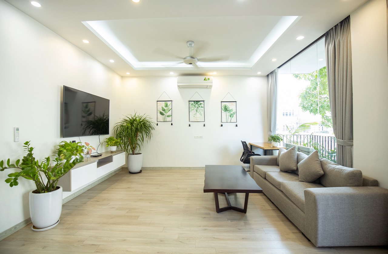 Cho thuê căn hộ 2N2VS tại Tứ Liên rộng 120m2 giá 800$. 1