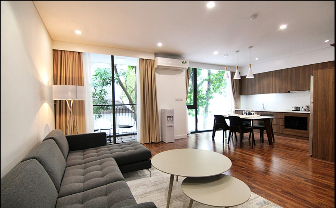 Cho thuê căn hộ 2PN, diện tích 100m2 tại Tây Hồ, thiết kế đẹp, hiện đại, view thoáng. 3