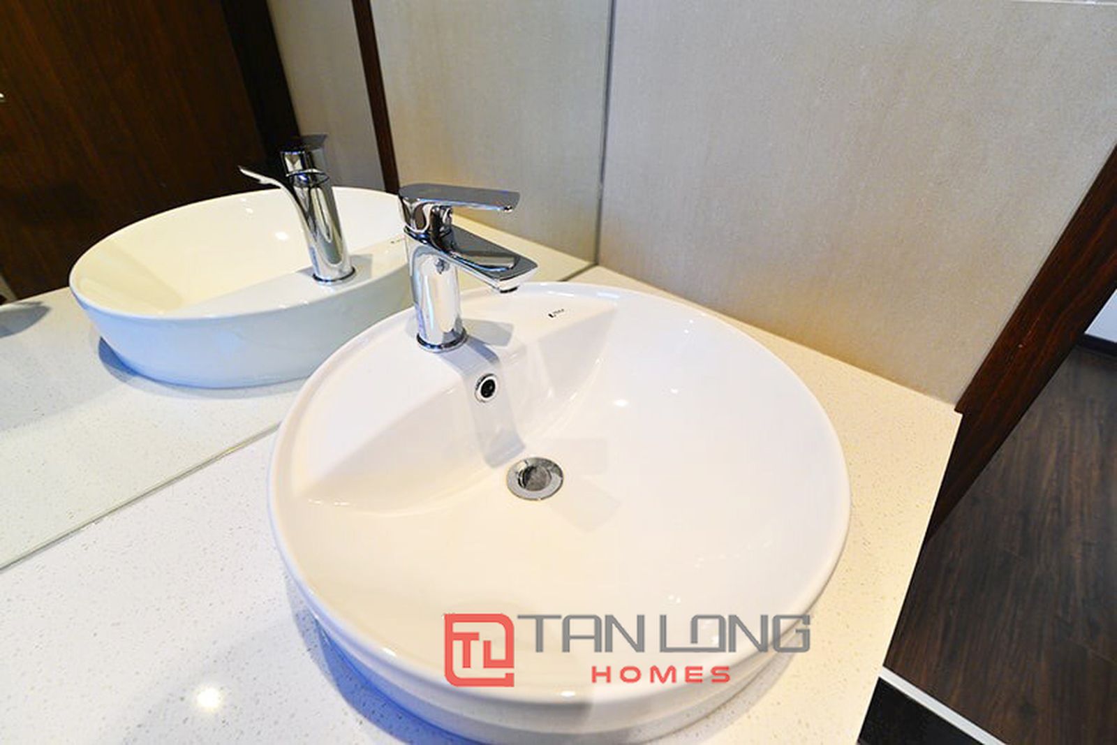 Cho thuê căn tại Tô Ngọc Vân, Tây Hồ rộng 140m2 5