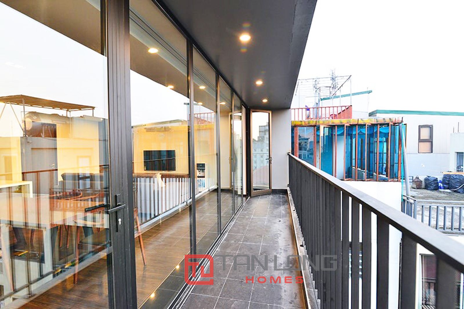 Cho thuê căn tại Tô Ngọc Vân, Tây Hồ rộng 140m2 8