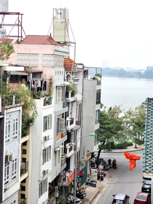 Cho thuê nhà riêng 3 tầng gần Hồ Tây tại Trích Sài diện tích 60m2 thiết kế 4 phòng ngủ