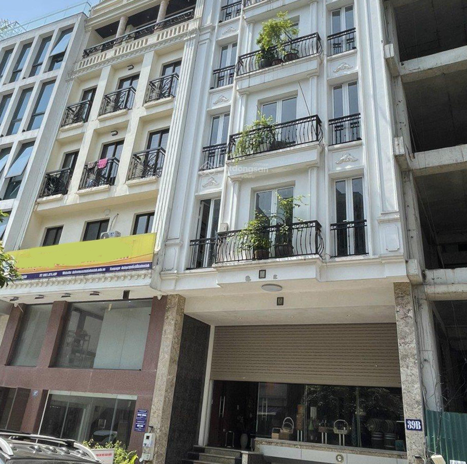 Cho thuê nhà Võ Chí Công, Tây Hồ nhà lô góc rộng 100m2 giá rẻ