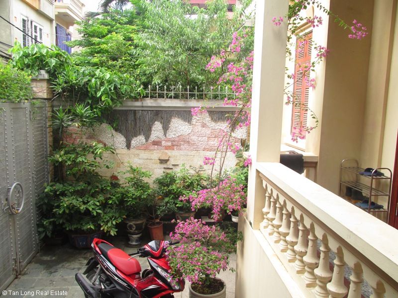 Bán biệt thự 5 phòng ngủ hướng Tây Nam, Quảng Bá, Tây Hồ