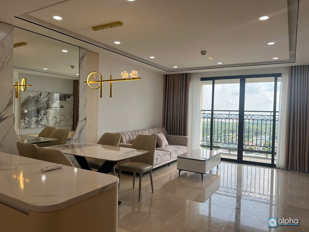 Bán căn hộ 3 ngủ Hồ Tây tầng cao D'Le Roi Soleil chưa nội thất view thành phố