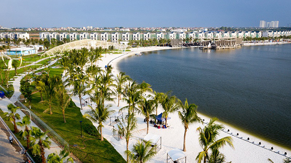 Biển hồ Vinhomes Ocean Park